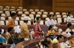 Dawn of a new era in Myanmar as Aung San Suu Kyi's party takes over - 5